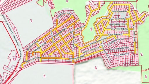 Так выглядит Становлянка на публичной кадастровой карте. Жёлтым обозначены два земельных участка Максима Клименко.