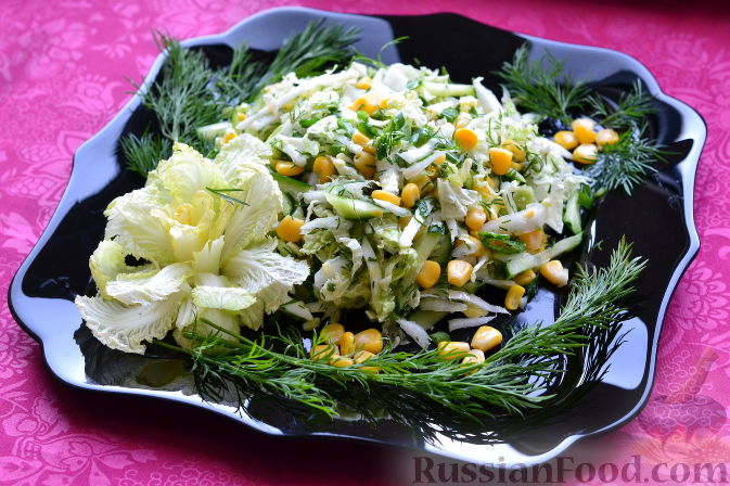 Салат из пекинской капусты, со свежим огурцом и кукурузой