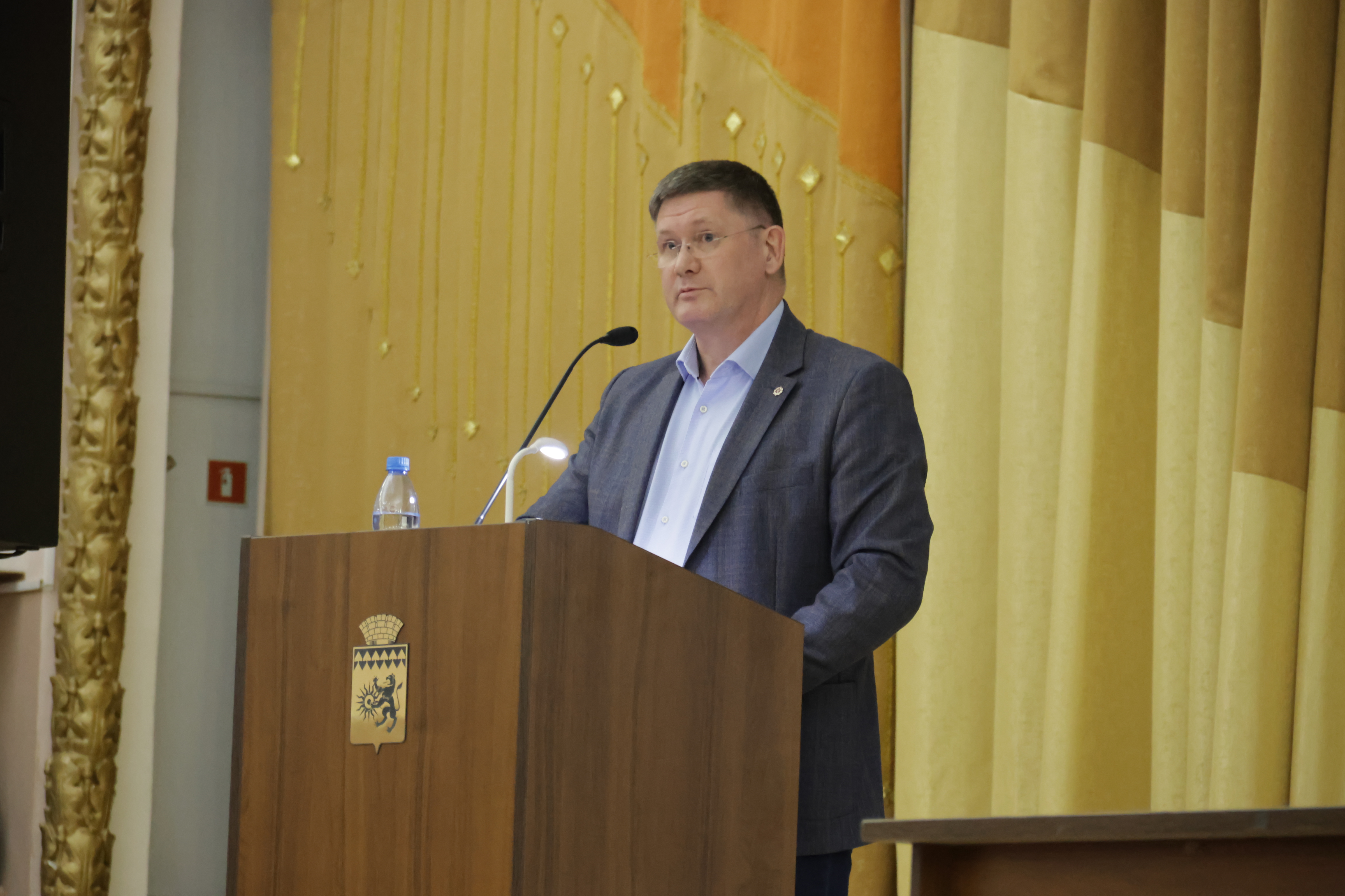 Мэр города Берёзовского Евгений Писцов. Фото: ЗГ