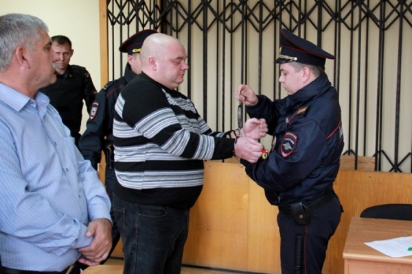 Дениса Бабина взяли под стражу 28 сентября после вынесения приговора Берёзовским городским судом
